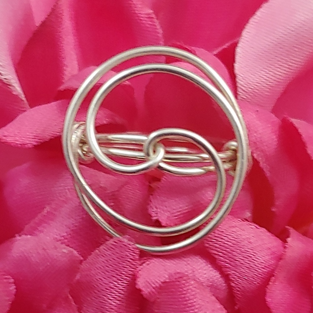 Hand Made Swirling Silver Ring Size 6